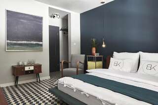 Отели типа «постель и завтрак» Bez Kantów Boutique Rooms Варшава Улучшенный двухместный номер с 1 кроватью-5